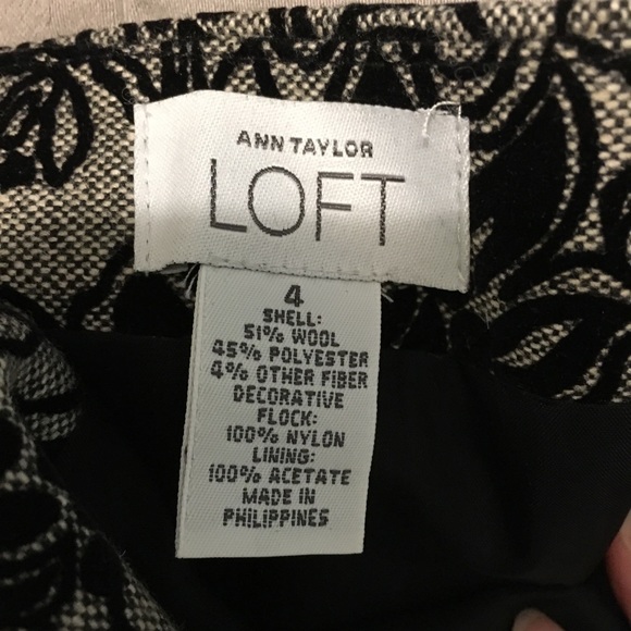 Patterned wool skirt - Picture 4 of 4